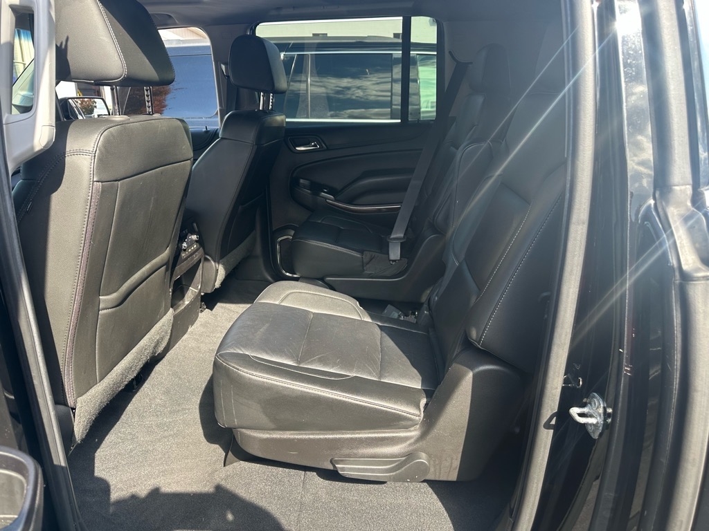 GMC Yukon XL 4WD 4dr SLT Standard Edition 2019 GMC Yukon XL 4WD 4dr SLT Standard Edition 2019