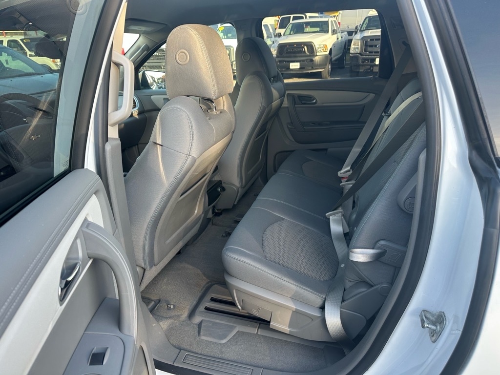 Chevrolet Traverse AWD 4dr LS 2015 Chevrolet Traverse AWD 4dr LS 2015