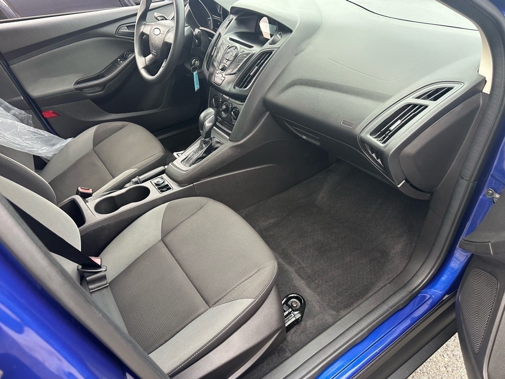 Ford Focus 4dr Sdn S 2012 Ford Focus 4dr Sdn S 2012