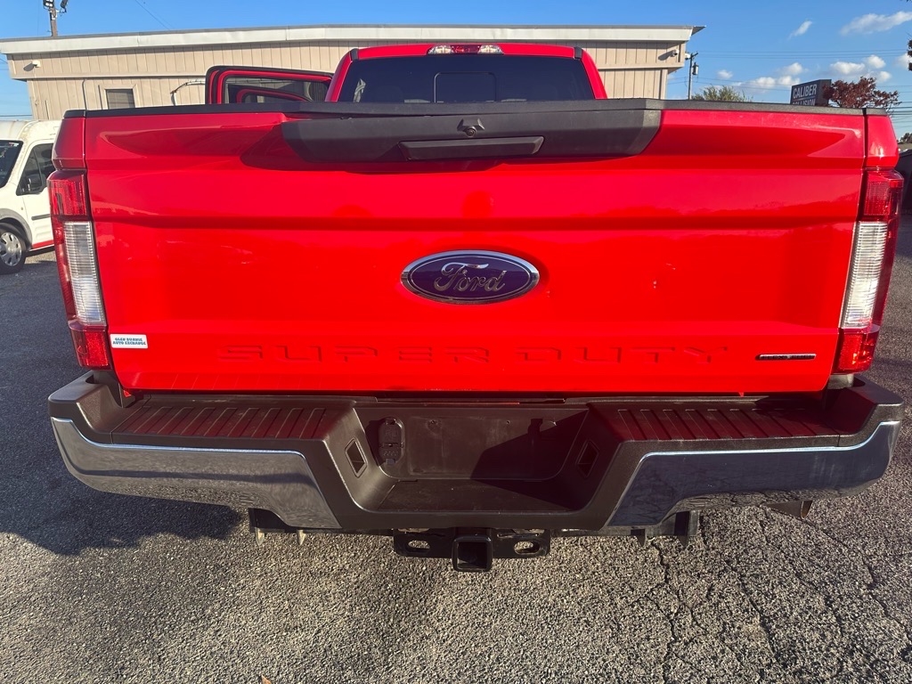 Ford Super Duty F-250 SRW XL 4WD Crew Cab 8' Box 2019