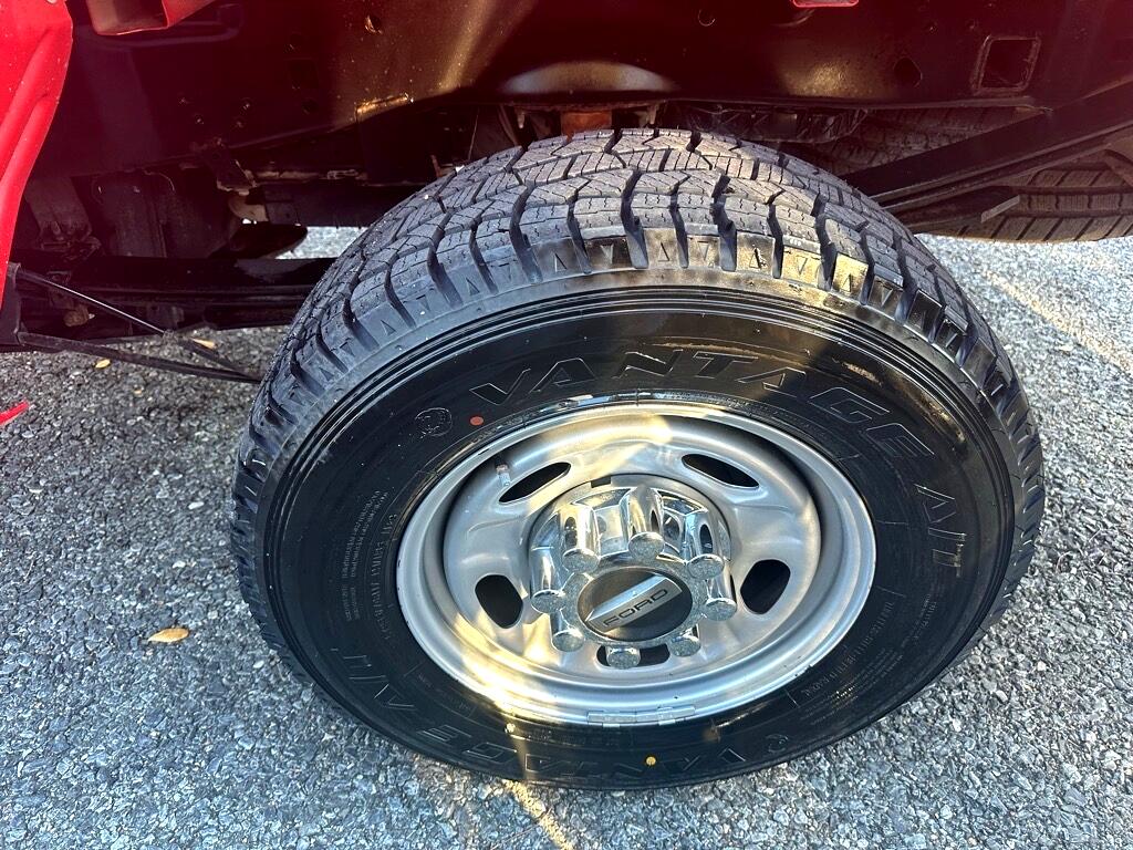 Ford Super Duty F-250 SRW XL 4WD Crew Cab 8' Box 2019