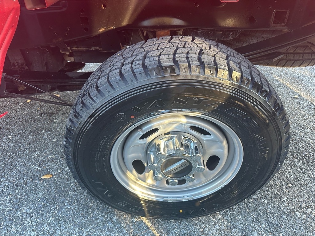 Ford Super Duty F-250 SRW XL 4WD Crew Cab 8' Box 2019