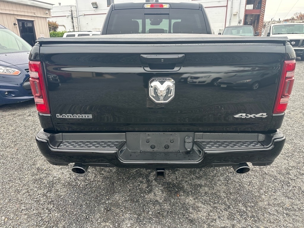 RAM 1500 Laramie 4x4 Crew Cab 6'4" Box 2021
