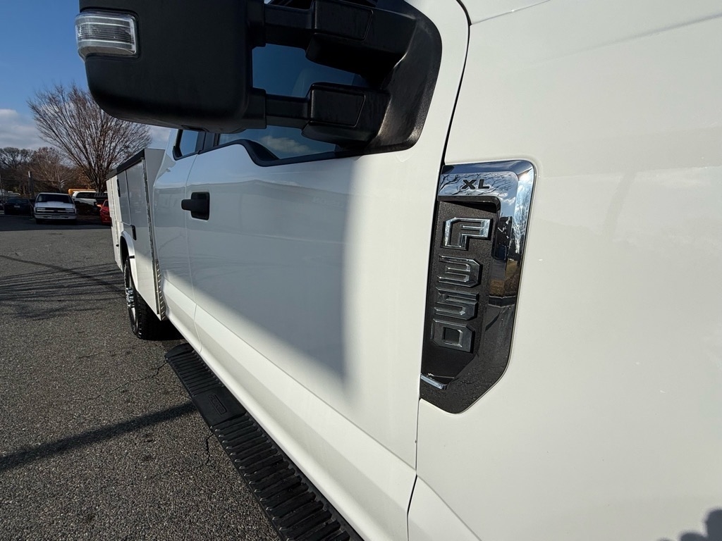 Ford Super Duty F-350 SRW XL 4WD SuperCab 168" WB 60" CA 2020