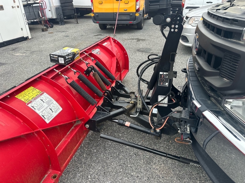 Ford Super Duty F-350 SRW XL 4WD SuperCab 168" WB 60" CA 2020