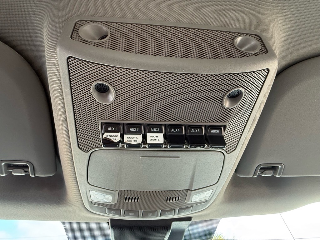 Ford Super Duty F-350 SRW XL 4WD SuperCab 168" WB 60" CA 2020