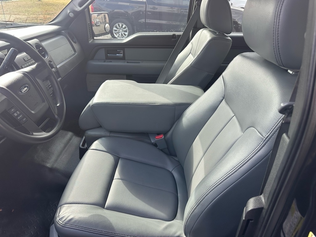 Ford F-150 4WD SuperCab 145" XL 2013