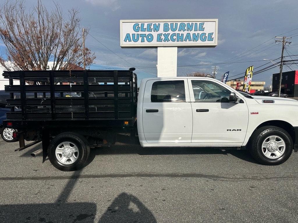 RAM 3500 Tradesman 4x2 Crew Cab 8' Box 2020