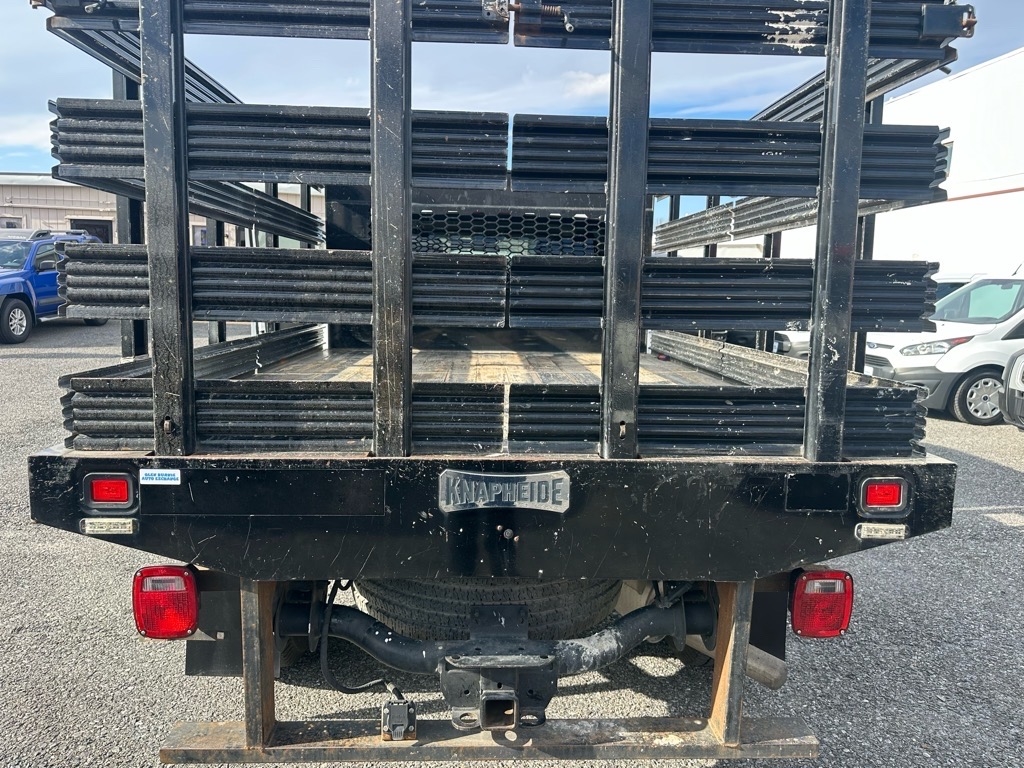 RAM 3500 Tradesman 4x2 Crew Cab 8' Box 2020