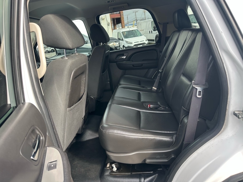 Chevrolet Tahoe 4WD 4dr 1500 Commercial 2013