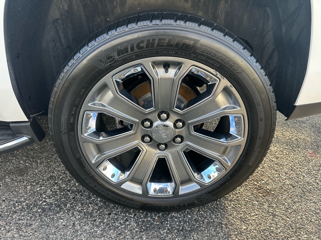 GMC Yukon 4WD 4dr Denali 2015