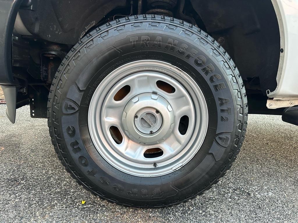 Ford Super Duty F-250 SRW 4WD Crew Cab 172" XL 2016