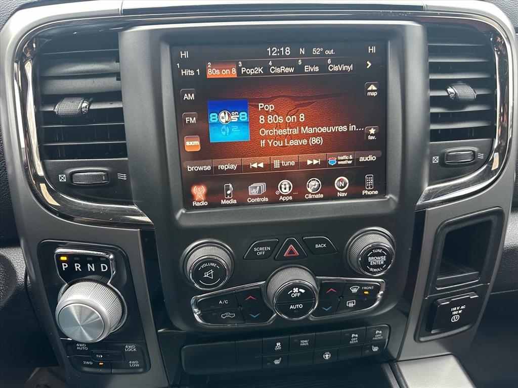 RAM 1500 4WD Crew Cab 140.5" Sport 2015