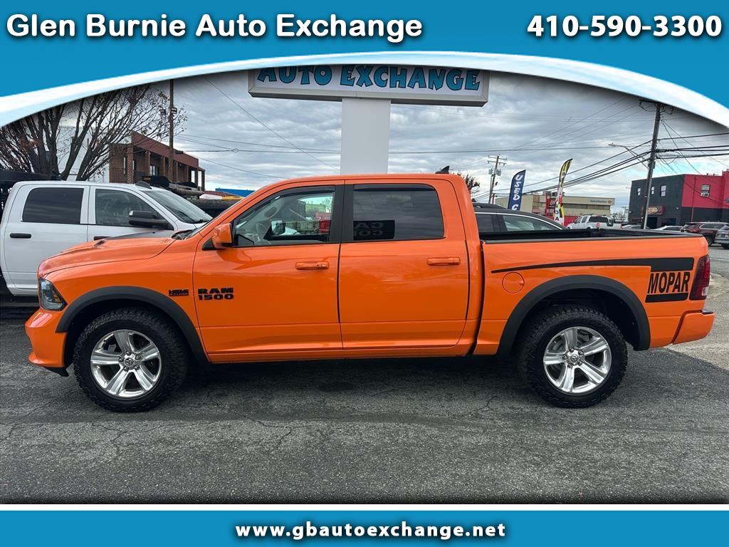 2015 RAM 1500 4WD Crew Cab 140.5" Sport