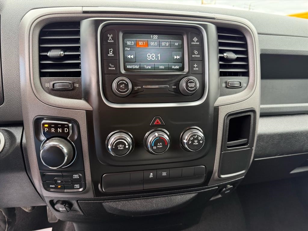 RAM 1500 Express 4x4 Quad Cab 6'4" Box 2018