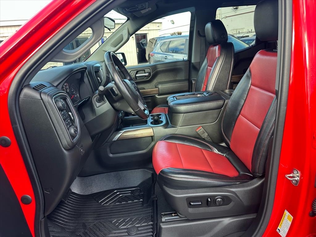 Chevrolet Silverado 1500 4WD Double Cab 147" RST 2020