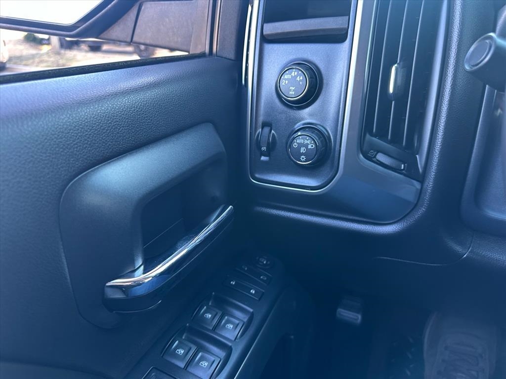 Chevrolet Silverado 1500 4WD Double Cab 143.5" LT w/1LT 2015