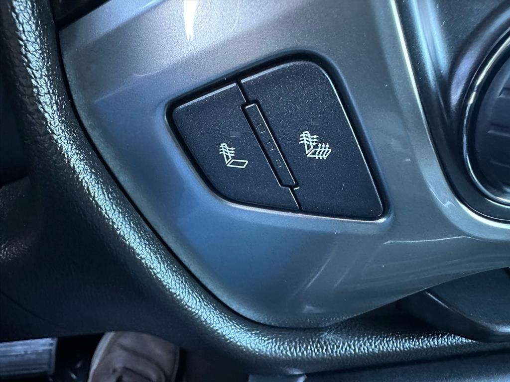 Chevrolet Silverado 1500 4WD Double Cab 143.5" LT w/1LT 2015