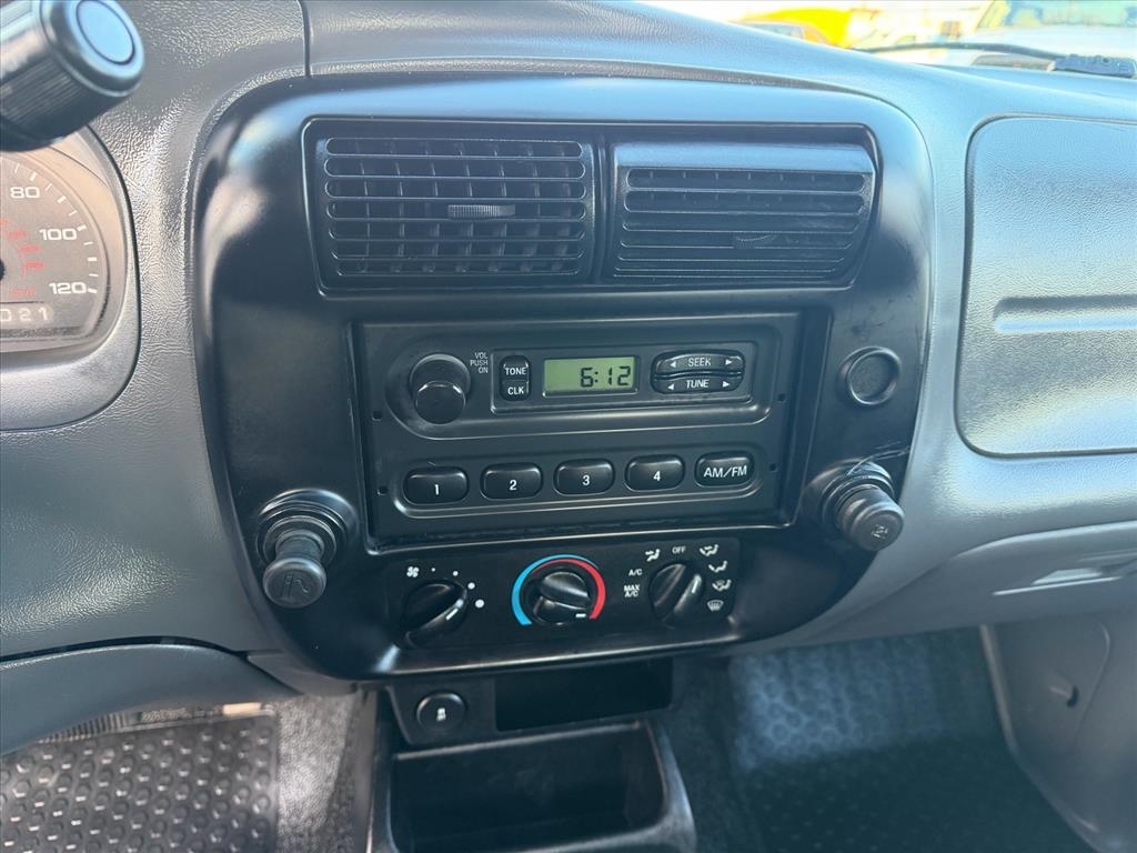 Ford Ranger 2WD 2dr SuperCab 126" XLT 2010