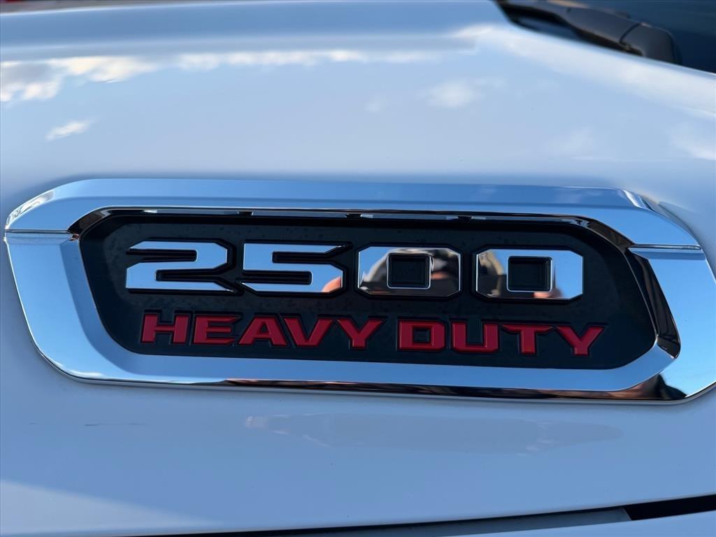 RAM 2500 Tradesman 4x2 Reg Cab 8' Box 2019