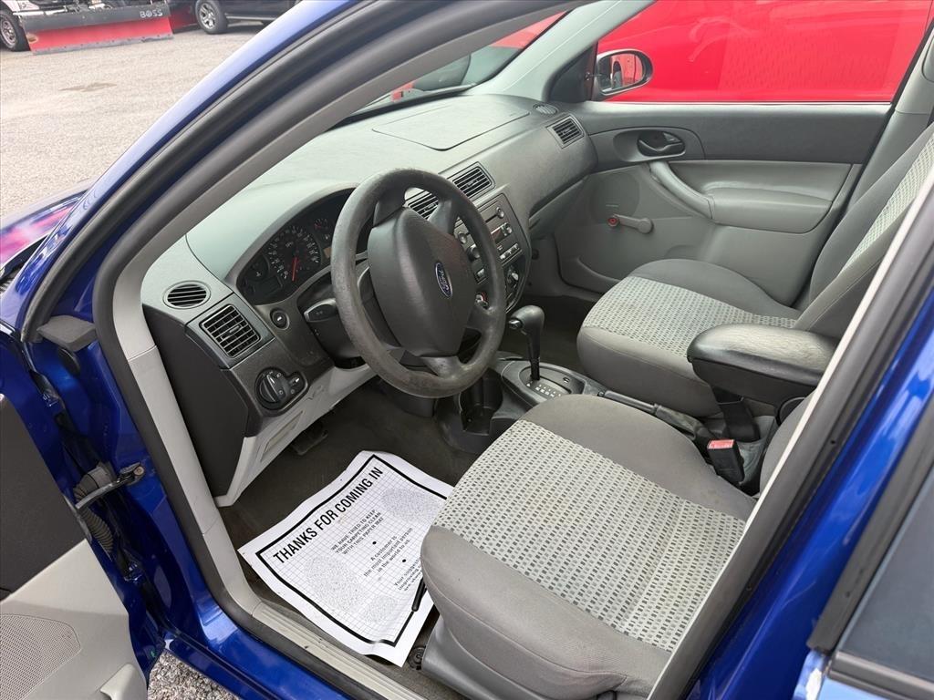 Ford Focus 4dr Sdn ZX4 SES 2006