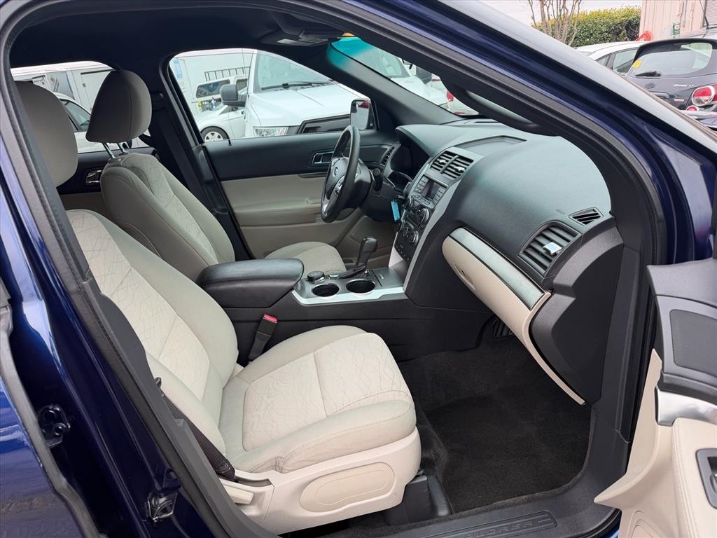 Ford Explorer 4WD 4dr Base 2011