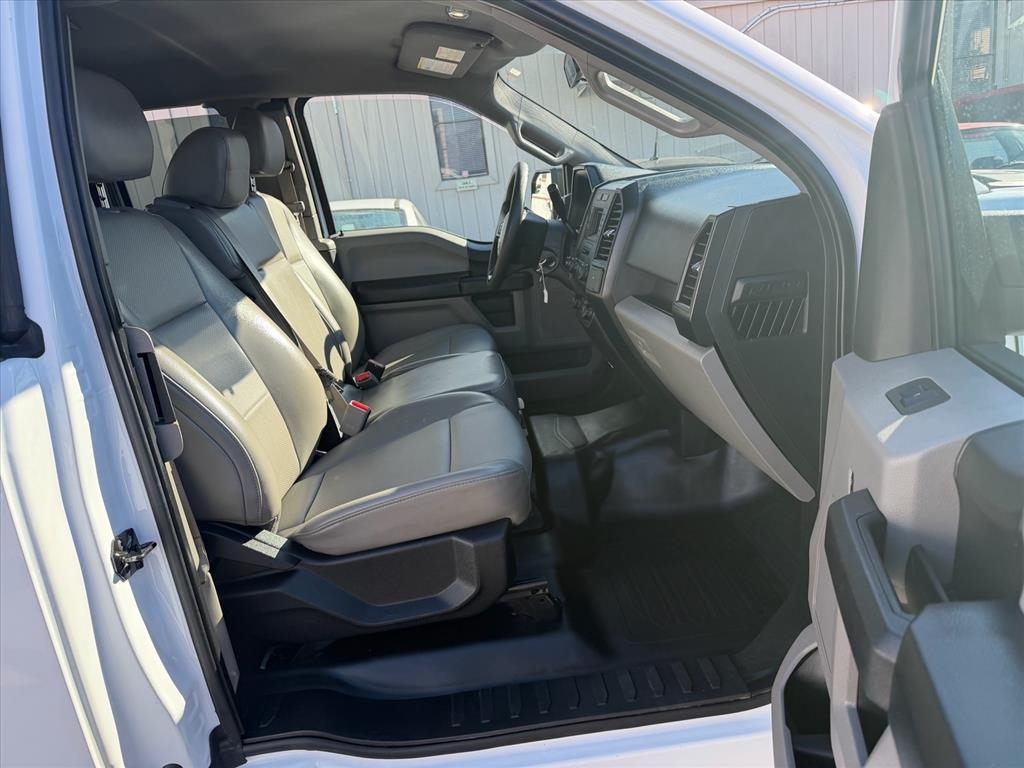 Ford F-150 4WD SuperCab 163" XL 2016