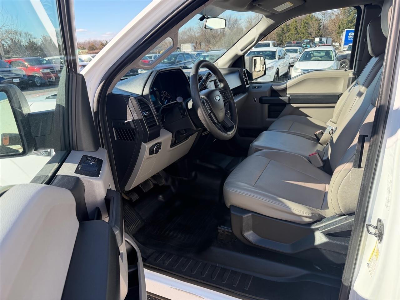 Ford F-150 4WD SuperCab 163" XL 2016