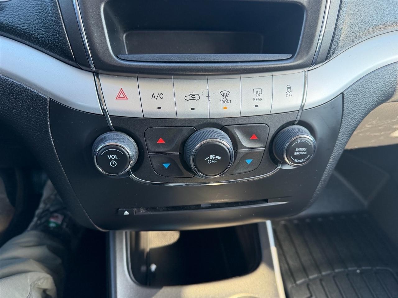 Dodge Journey AWD 4dr SXT 2014