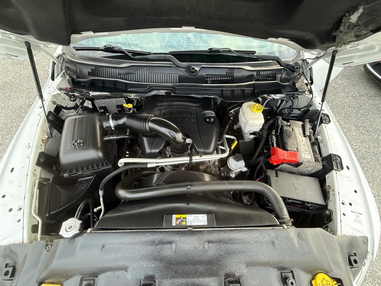 RAM 2500 Tradesman 4x4 Crew Cab 6'4" Box 2018