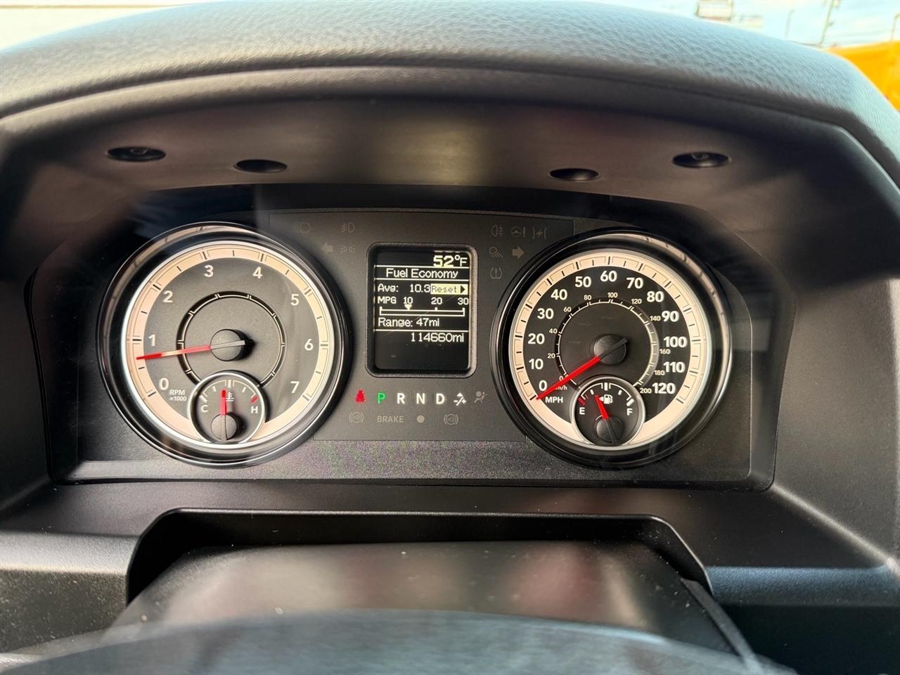 RAM 2500 Tradesman 4x4 Crew Cab 6'4" Box 2018