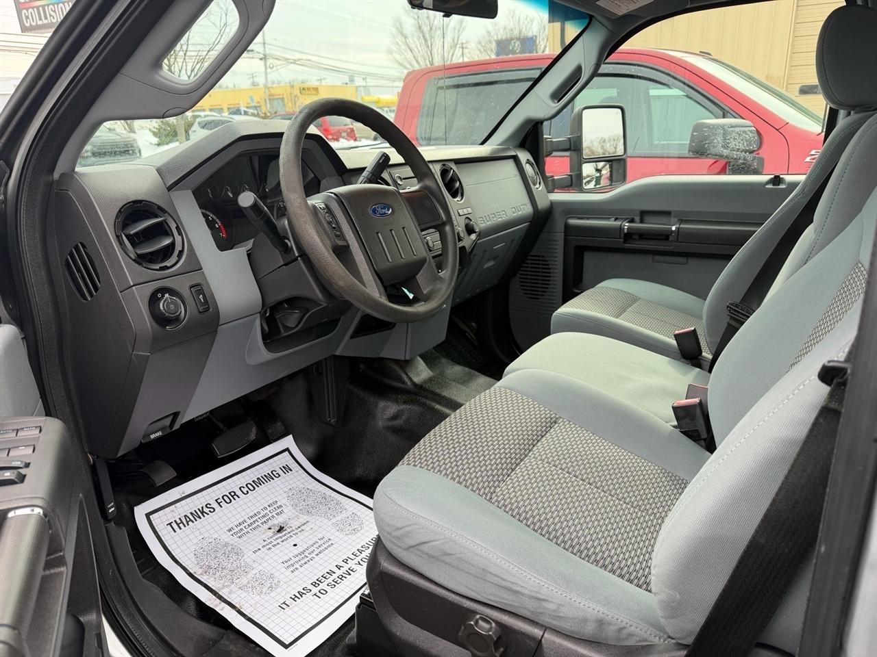 Ford Super Duty F-250 SRW 4WD Crew Cab 172" XL 2015