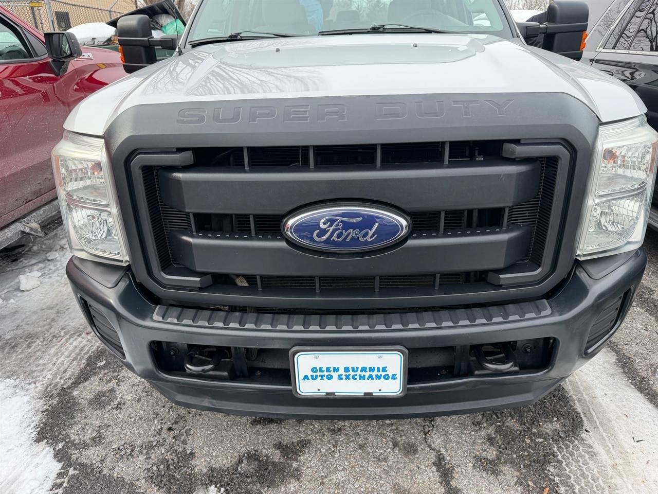 Ford Super Duty F-250 SRW 4WD Crew Cab 172" XL 2015