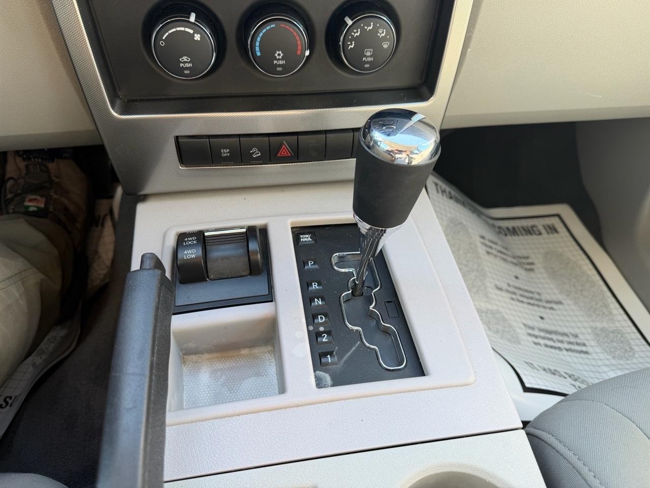 Jeep Liberty 4WD 4dr Sport 2008