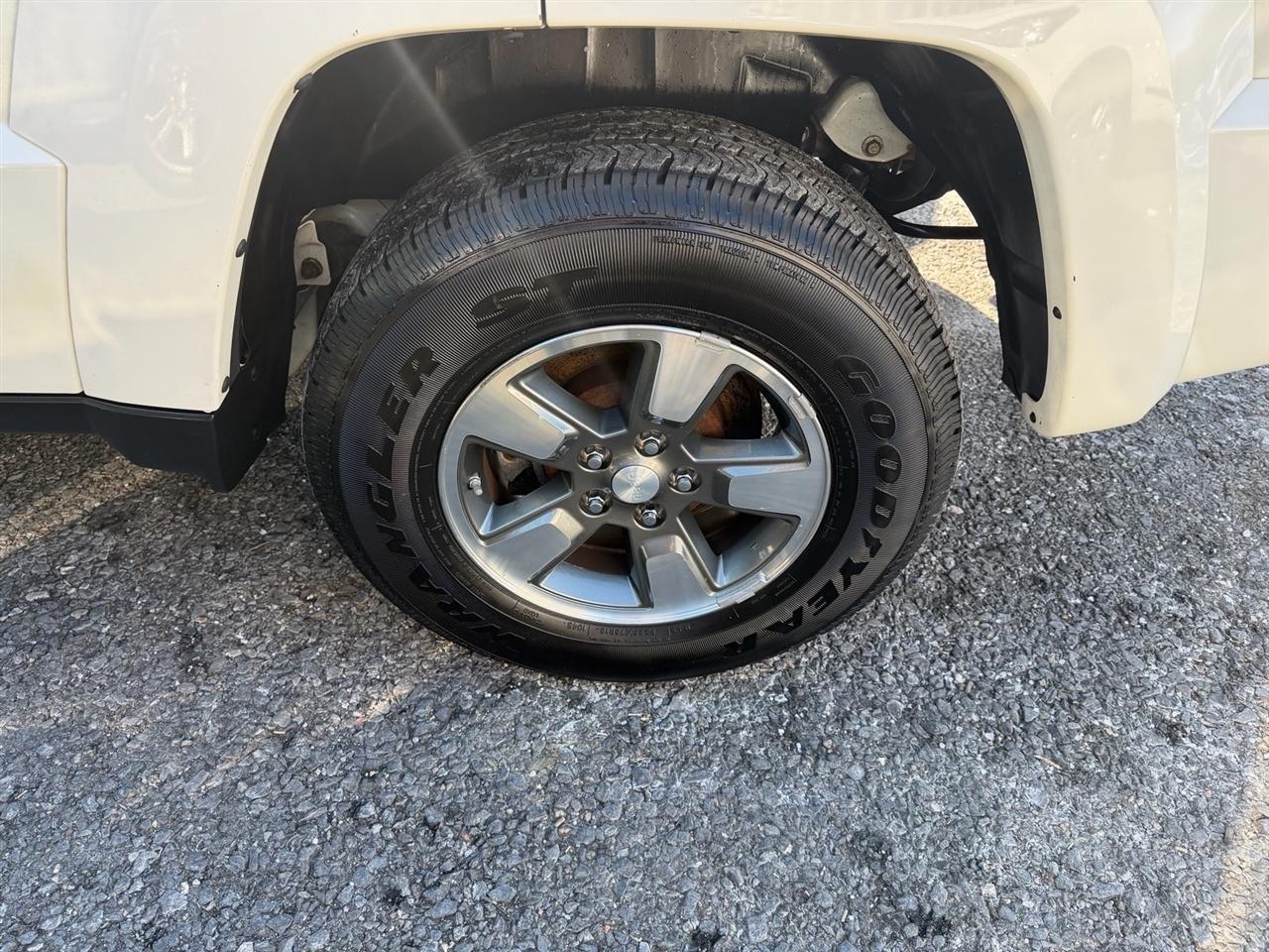 Jeep Liberty 4WD 4dr Sport 2008