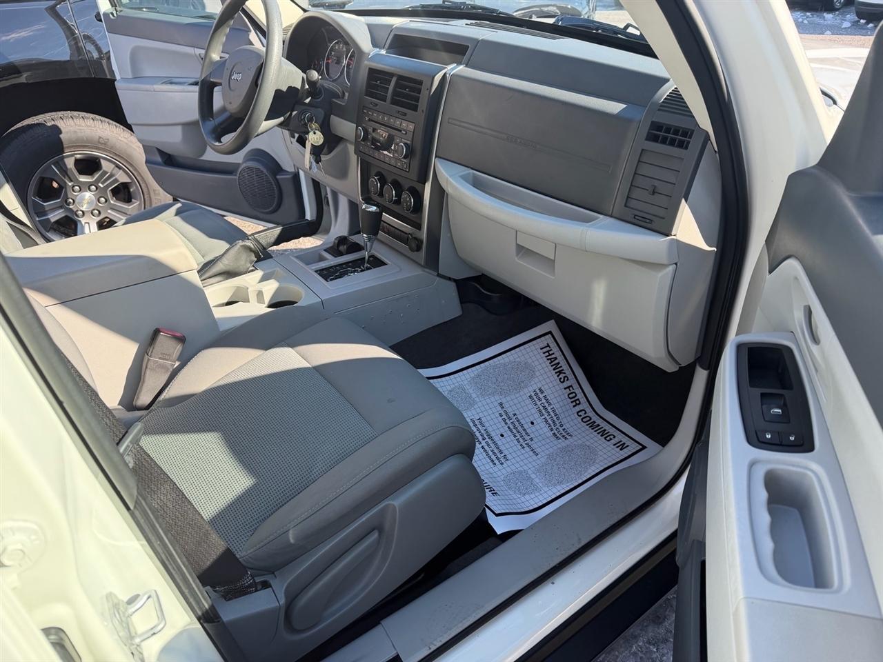 Jeep Liberty 4WD 4dr Sport 2008