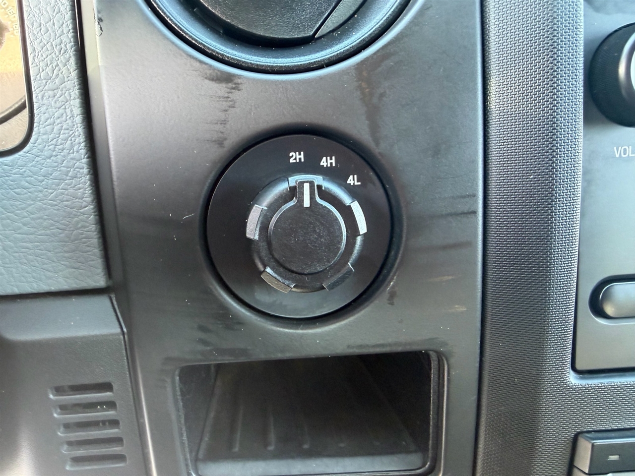 Ford F-150 4WD SuperCab 163" XL 2014