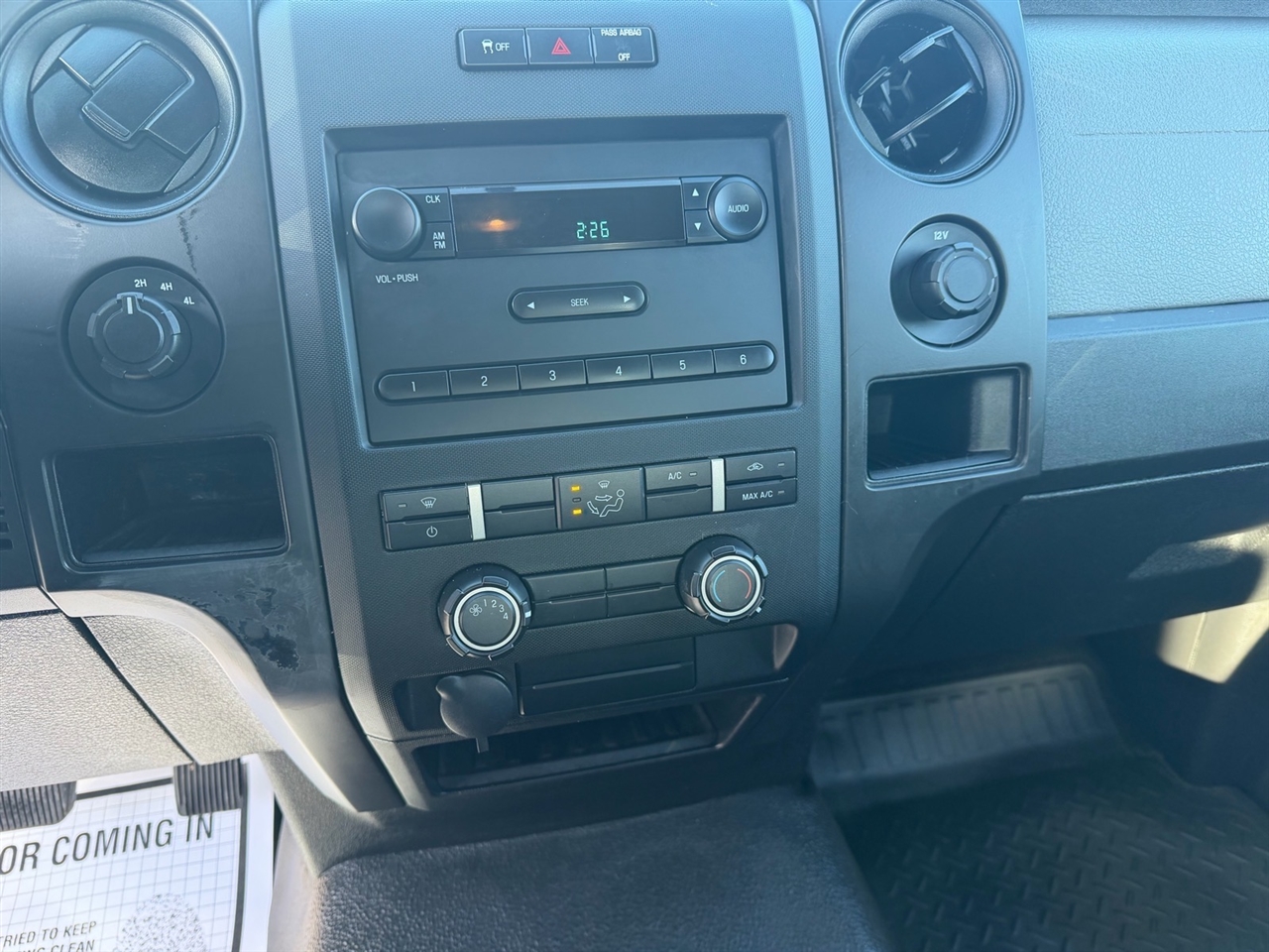 Ford F-150 4WD SuperCab 163" XL 2014