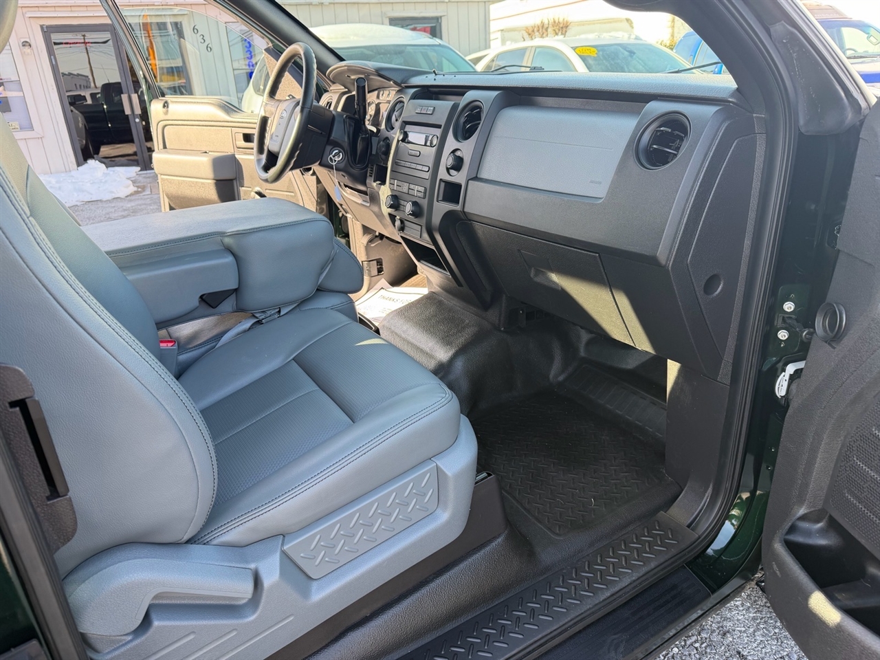 Ford F-150 4WD SuperCab 163" XL 2014