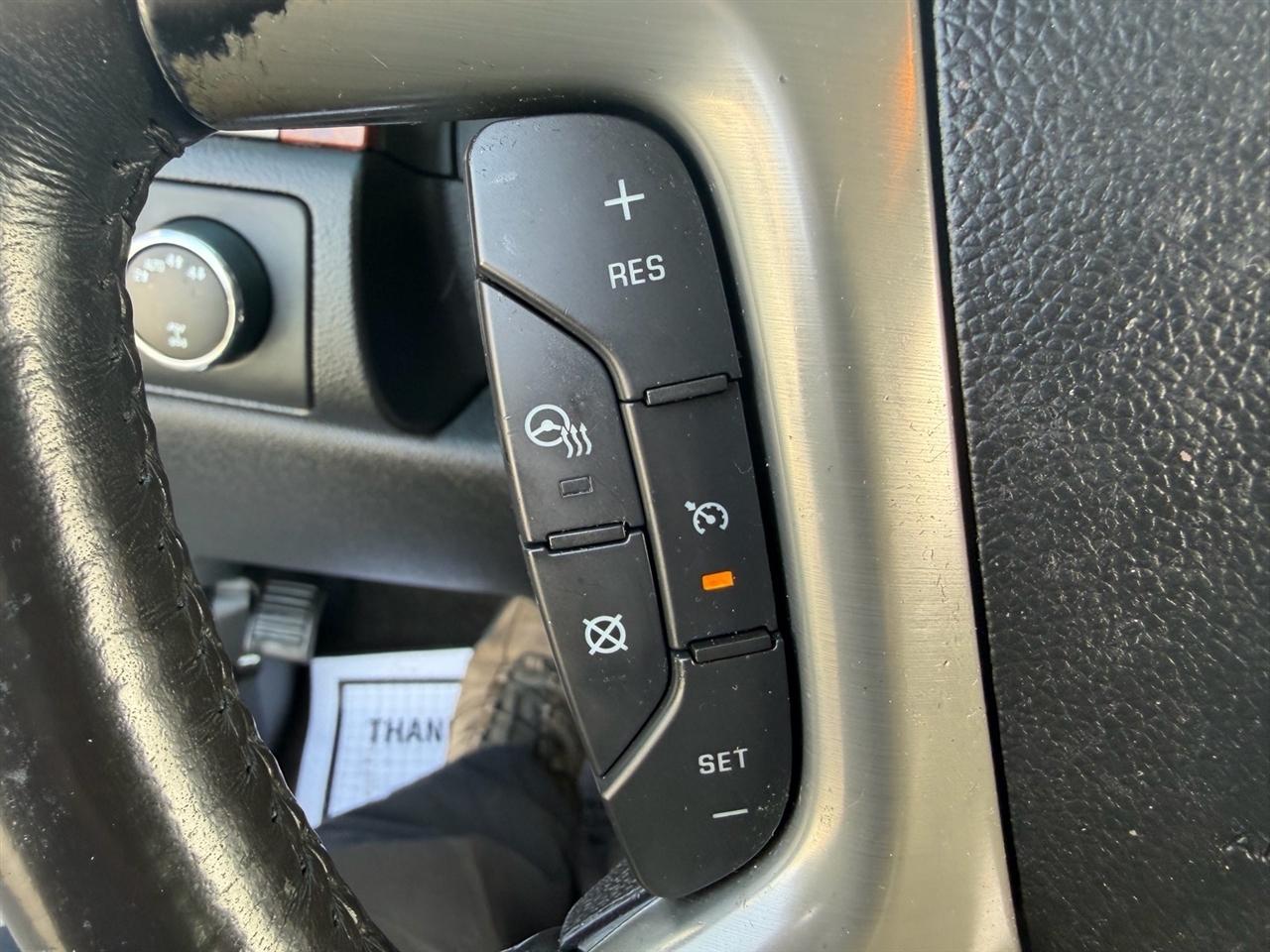 Chevrolet Suburban 4WD 4dr 1500 LTZ 2012