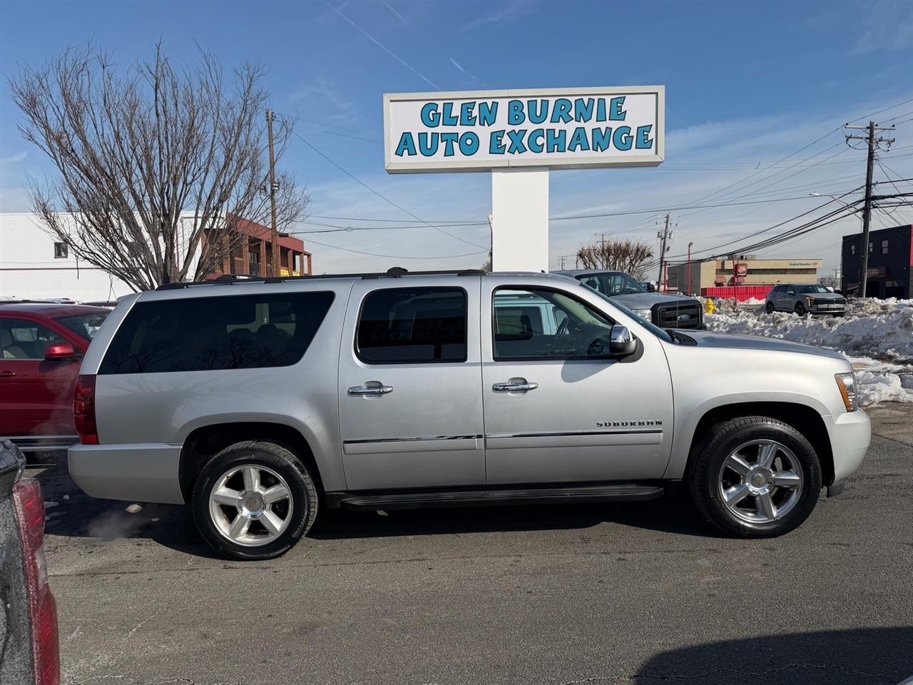 Chevrolet Suburban 4WD 4dr 1500 LTZ 2012