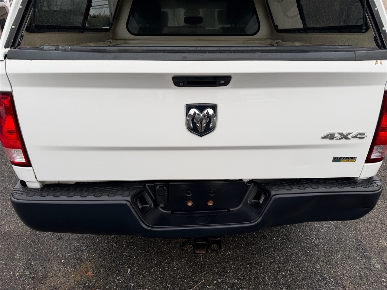 RAM 1500 Tradesman 4x4 Quad Cab 6'4" Box 2018