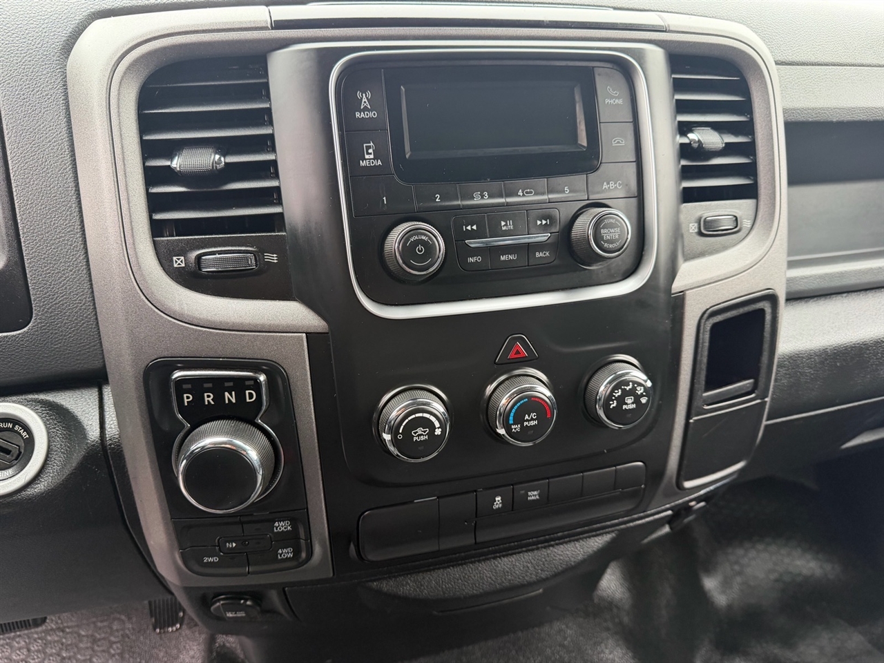 RAM 1500 Tradesman 4x4 Quad Cab 6'4" Box 2018