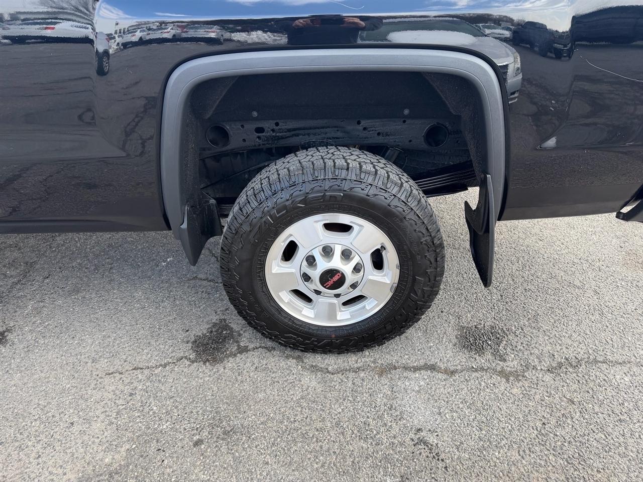 GMC Sierra 2500HD 4WD Double Cab 158.1" SLE 2016