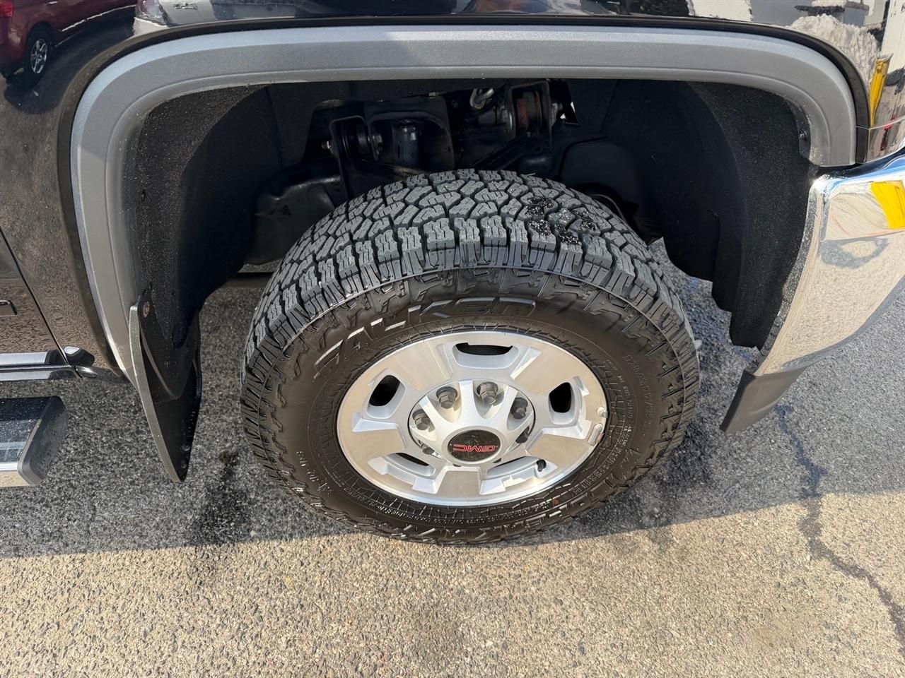 GMC Sierra 2500HD 4WD Double Cab 158.1" SLE 2016