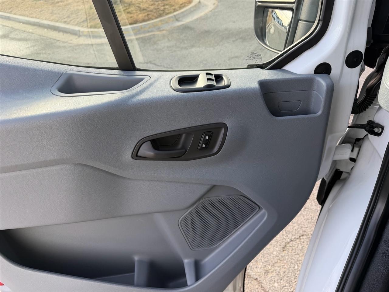 Ford Transit Cargo Van T-150 130" Med Rf 8600 GVWR Sliding RH Dr 2016