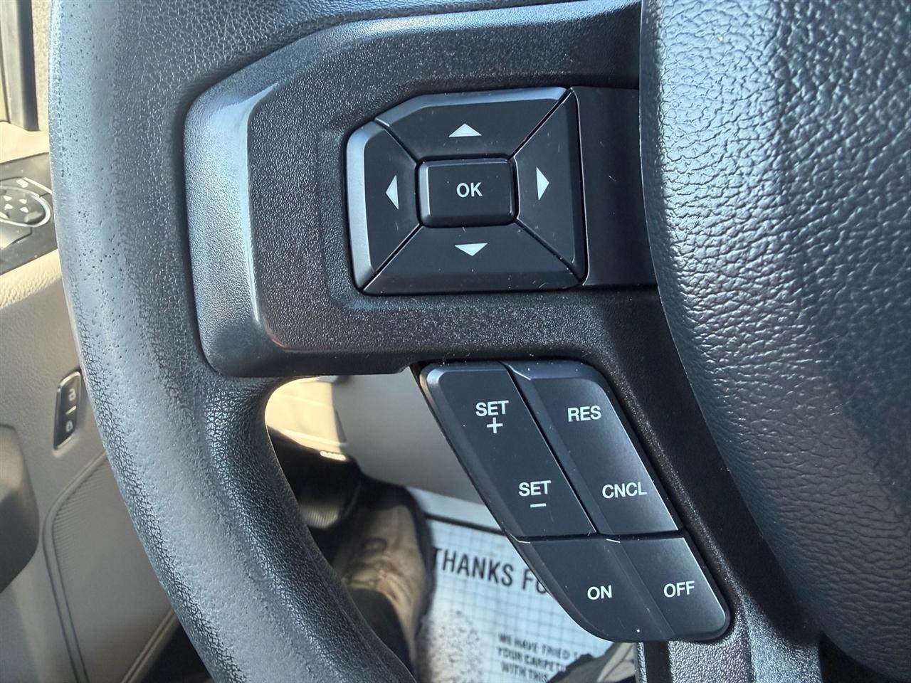 Ford Super Duty F-350 SRW XL 4WD Crew Cab 179" WB 60" CA 2021