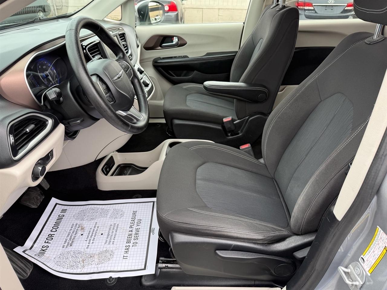 Chrysler Voyager L FWD 2020