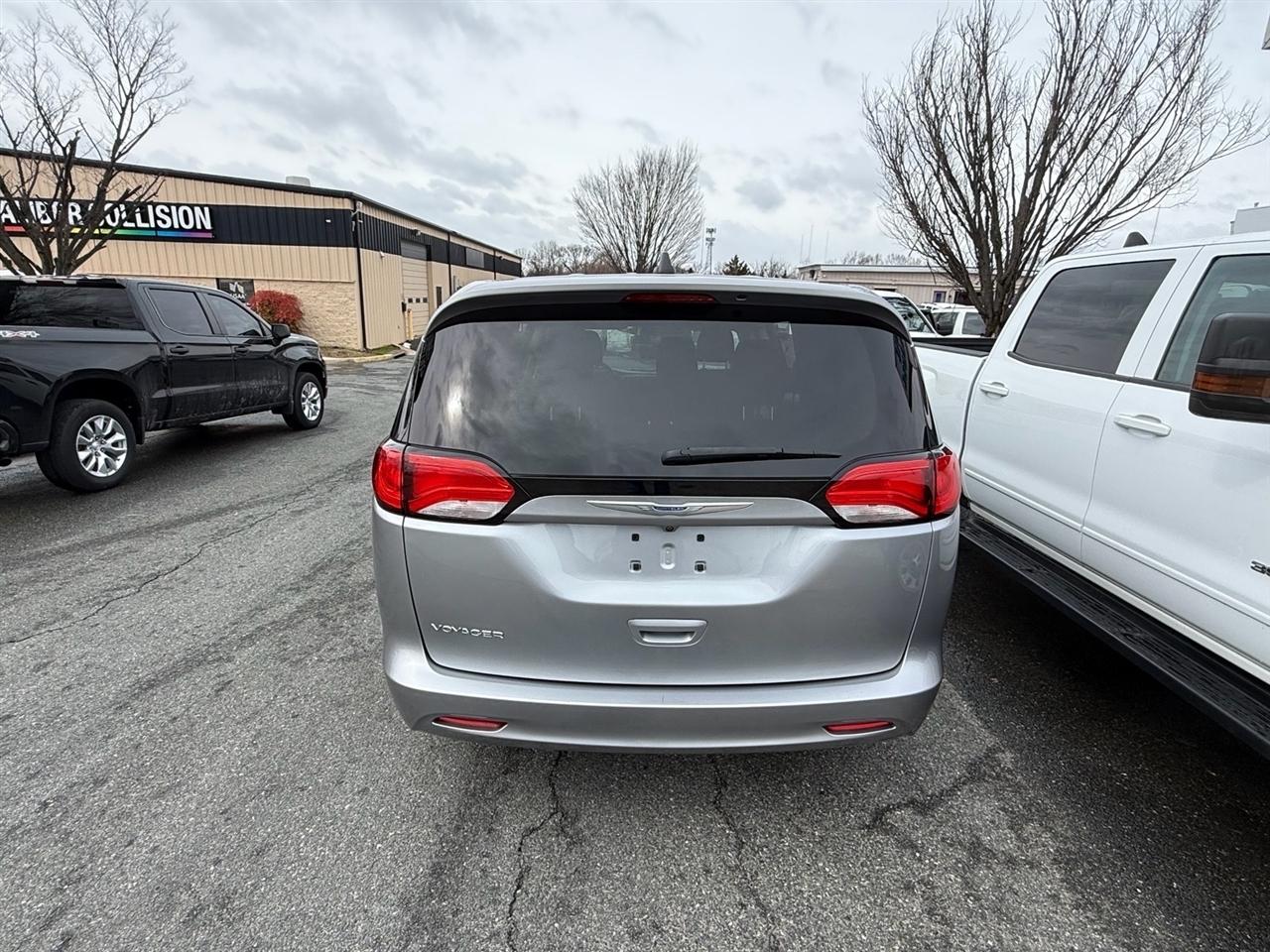 Chrysler Voyager L FWD 2020