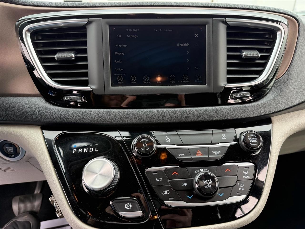 Chrysler Voyager L FWD 2020